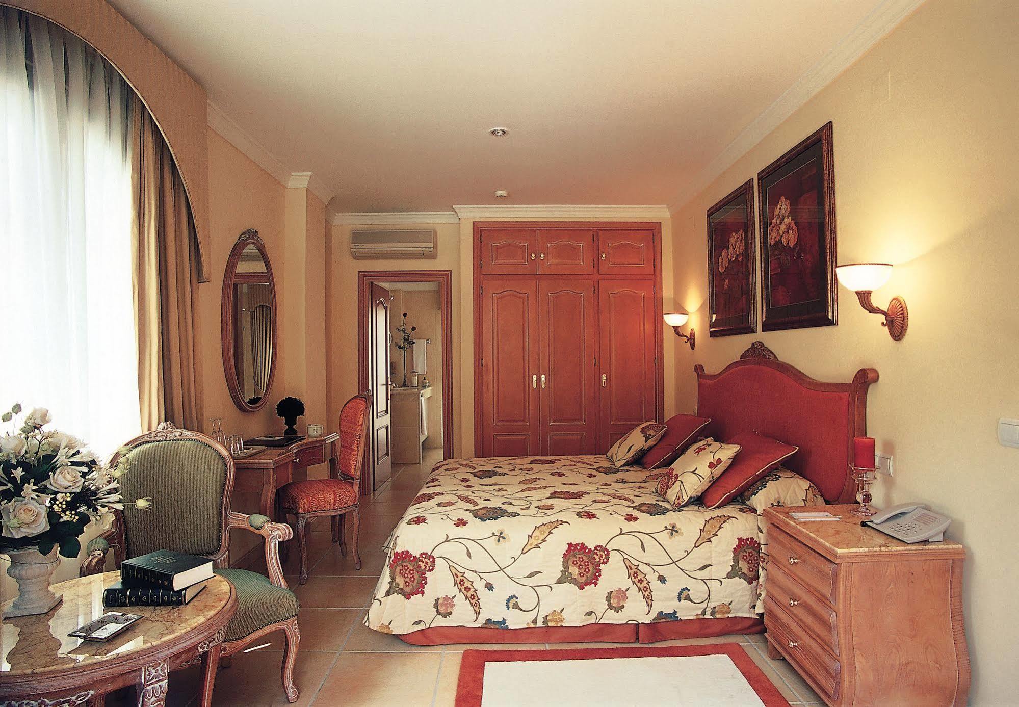 Gran Hotel Benahavis Spa Bagian luar foto